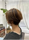 アッシュベージュ大人奥行きショートスタイル透け感バング