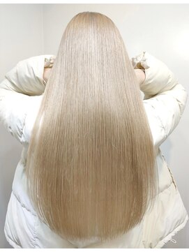 リリー シブヤ(Lilly shibuya) 【Lilly渋谷】#ホワイトベージュ#ブロンド#髪質改善#ULTOWA