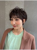 斜めバンググレージュカラーシルキーべジュマッシュパーマ