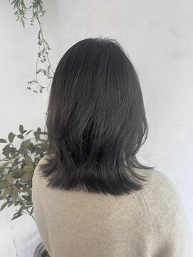 トレヘアー(tRe hair) くびれヘア　ミディアムヘア