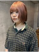 ピンクベージュカラー_ハイトーンボブ_顔まわりレイヤー