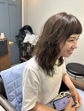 ワ ヘアー(wa-hair) ぱっつん前髪 ボブパーマ 髪質改善 ミルクティーアッシュ