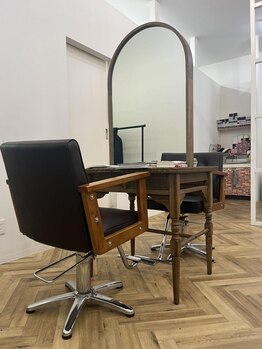 ココカラー イオン 栃木店(coco color)の写真/【☆イオン栃木店内】≪フルカラー3,520円～、リタッチ2,860円～≫お手頃価格で叶える、理想のスタイル◎