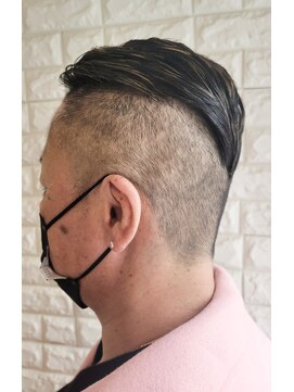 松本平太郎美容室 国立店 モヒカン×ハイライト