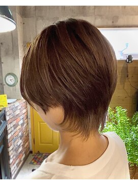 ルーナヘアー(LUNA hair) ショートウルフエンドカラー