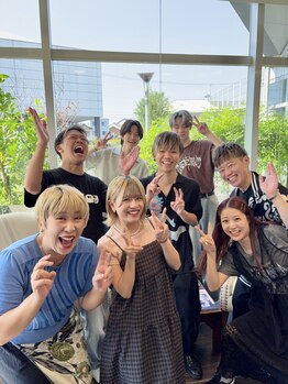 マンプスの写真/20代～40代の幅広いスタッフが在籍＊笑顔溢れる空間で、お客様をお待ちしております♪