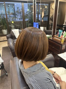 キャラ 池袋本店(CHARA) 【別人級 !?】最新グラデーションボブが最高に可愛い♪