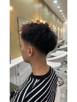 トパ タカオカ(topa takaoka) ツイストスパイラル×テーパーフェード