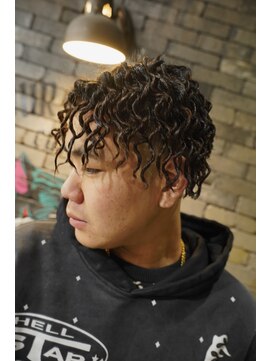 フォーコーナーズカットショップスリーセント 栄(FourCornersCutShop 3/cent) ツイストドレッドスパイラル
