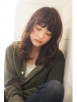 ネオリーブ チロル 横浜西口店(Neolive CiroL.) ツヤロングのパーマスタイル