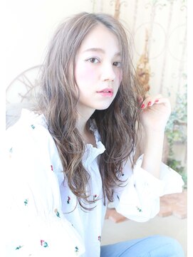 メル(Mer) ☆センターパートでハニーヘアー☆