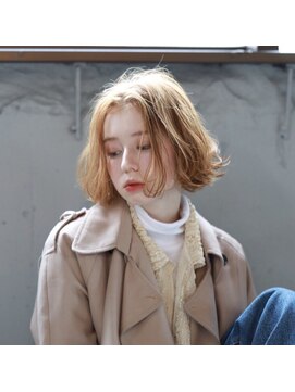 ルタ(LuTa by siesta＆LiCO) LuTa☆ミルクティーアッシュベージュ×ミニボブ