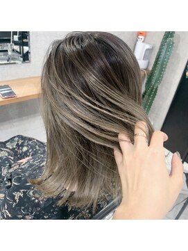 クリーム 大宮(CREAM) バレイヤージュカラー