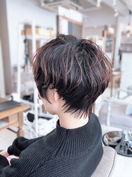 フローラビューティーヘアー(Flora Beauty Hair) 大人カジュアルショート/20代/30代/40代/50代/表町