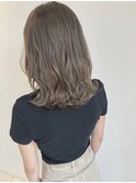 アッシュベージュ