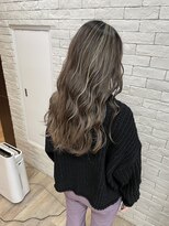 ルチナ 秦野(Lucina)&nbsp;くっきりハイライト！シルバーベージュ！