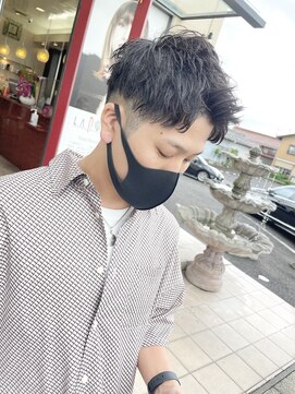 ラドンナアデッソ(LA.DONNA ADDESSO) 爽やかアップバング