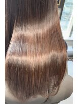 ワンス(ONCE) 髪質改善酸性ストレートで艶髪　METEOトリートメント