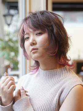 ビュートリアム 梅田(BEAUTRIUM) ウルフカット/マッシュウルフ/インナーカラー/梅田/茶屋町/大阪