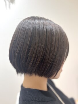 リリー 八千代台店(Lilly) ナチュラルショートボブ