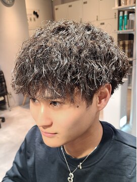 ディーエックス スリー(Dxxxx III) ツイストスパイラルパーマ