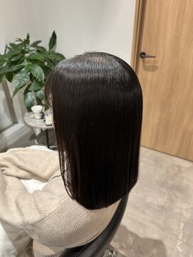 シキ 戸塚(Shiki.) 髪質改善 酸性 ストレート