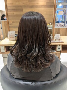 ストーリアエフ カミトザッカ(storia.f kami to zakka) アッシュブラウンカラー