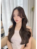 リリー(Lilley) くすみベージュ×姫カットレイヤー×韓国風巻き【ayana】