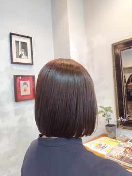 ミーノ(mｉｅｎｏ) オーガニックカラー艶髪ボブ