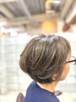 ルーファス 恵比寿 渋谷(Ruufus)&nbsp;白髪ぼかしハイライトで立体感のある大人ショートボブ　　2510