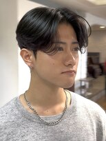 ノラキチジョウジ(NORA KICHIJOJI)&nbsp;黒髪ツーブロック韓国マッシュ毛流れセンターパートワックスなし