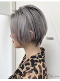 Short Bob × Pearl White