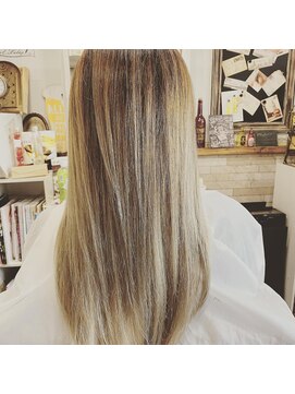 ヘアヒールフェリス(Hair heal Feliz) バレイヤージュシルバー