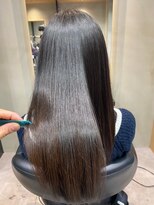 ボンズサロン(BONDZSALON) 艶髪ロングヘア×髪質改善縮毛矯正【麻布十番六本木】