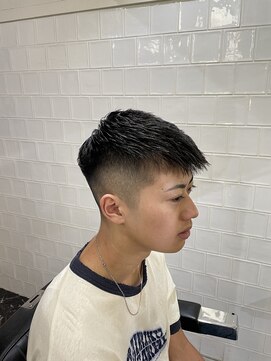 メリケンバーバーショップ フクオカ(MERICAN BARBERSHOP FUK) クロップスタイル