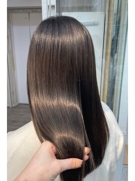 ナンバー アンフィール 渋谷(N° anfeel) 【AKARI】@akari_anwn トゥルン髪質改善まろやかブラウン 渋谷