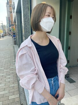 イロプラスソイ(iro + soi) ▲春大人気！きりっぱなしボブ×オリーブベージュ▲