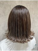 20代30代40代に人気！切りっぱなしボブ×ハイライト