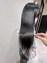 ロウ 吉祥寺(ROW)&nbsp;艶髪ダークグレーカラー【髪質改善/吉祥寺】