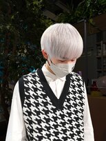 ジルバイジゼル(JILL by GiseL)&nbsp;中世ウルフ/メンズウルフ/ハイトーン/ダブルカラー/ホワイト