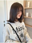 ミディアム顔まわりレイヤー