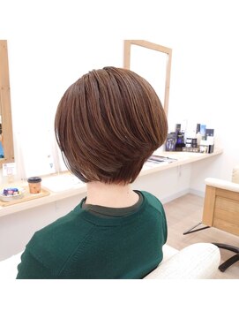 シルビジュー(Cills Bijou) ☆大人女性美髪前下りグラデーションボブ☆