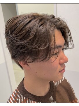 エレノア 枚方(Eleanor) 毛流れセンターパート◎吉田