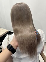 ロウル 渋谷(LOWRL)&nbsp;イメチェン/ホワイトブロンド/外ハネボブ/ワイドバング/渋谷