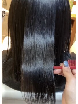 ブリーチの乾燥&熱ダメージから守る！髪質改善カラー