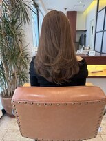 マーリャヘアー(mallia hair)&nbsp;レイヤースタイルレイヤーカットロングレイヤー小顔スタイル