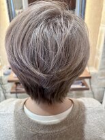 マイノリティー(Minority Produced By TOPHAIR)&nbsp;白髪ぼかしブリーチ×アッシュベージュ