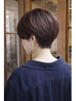 エイミーバイアフロート(amie by afloat) 大人の品を引き出す、丸みショート
