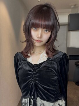 アイヴァン(AIVAN) ハッシュカットミディアム ワインレッド デザインiii