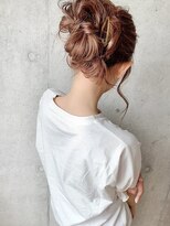 ヘアサロン シロップ(Hair Salon Syrup)&nbsp;[Syrup・山谷慎太郎] 「ダブルお団子アレンジ」